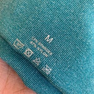 NVGTN Pro Shorts Teal size M